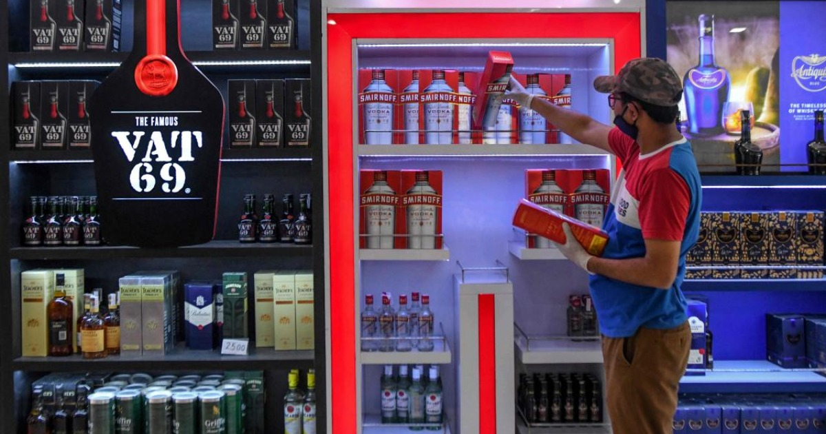 Will send team to study Maharashtra's proposal to sell wine in supermarkets, says Karnataka Excise Minister